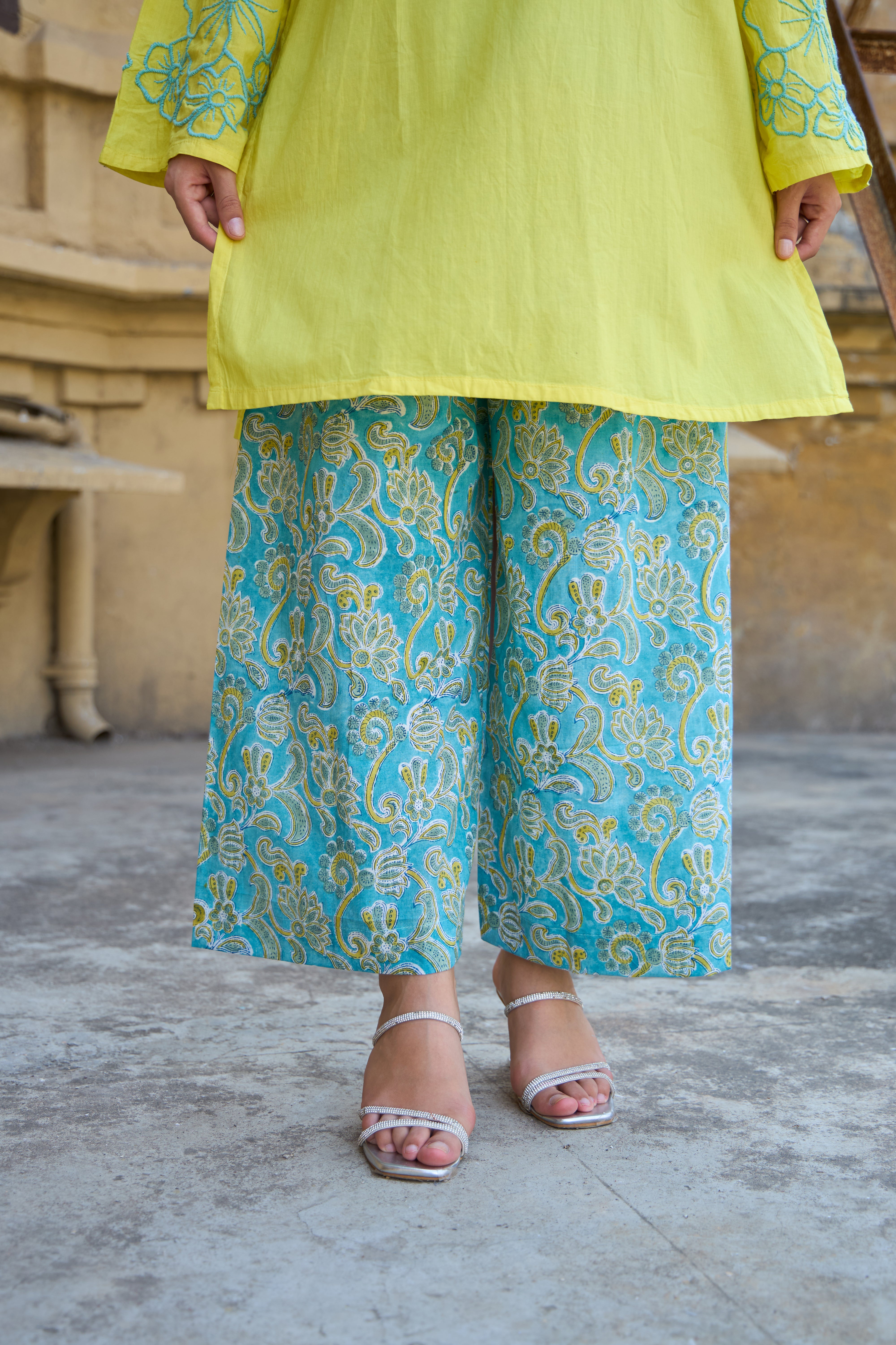 Saanjh Basanti Embroidered Kurta Set