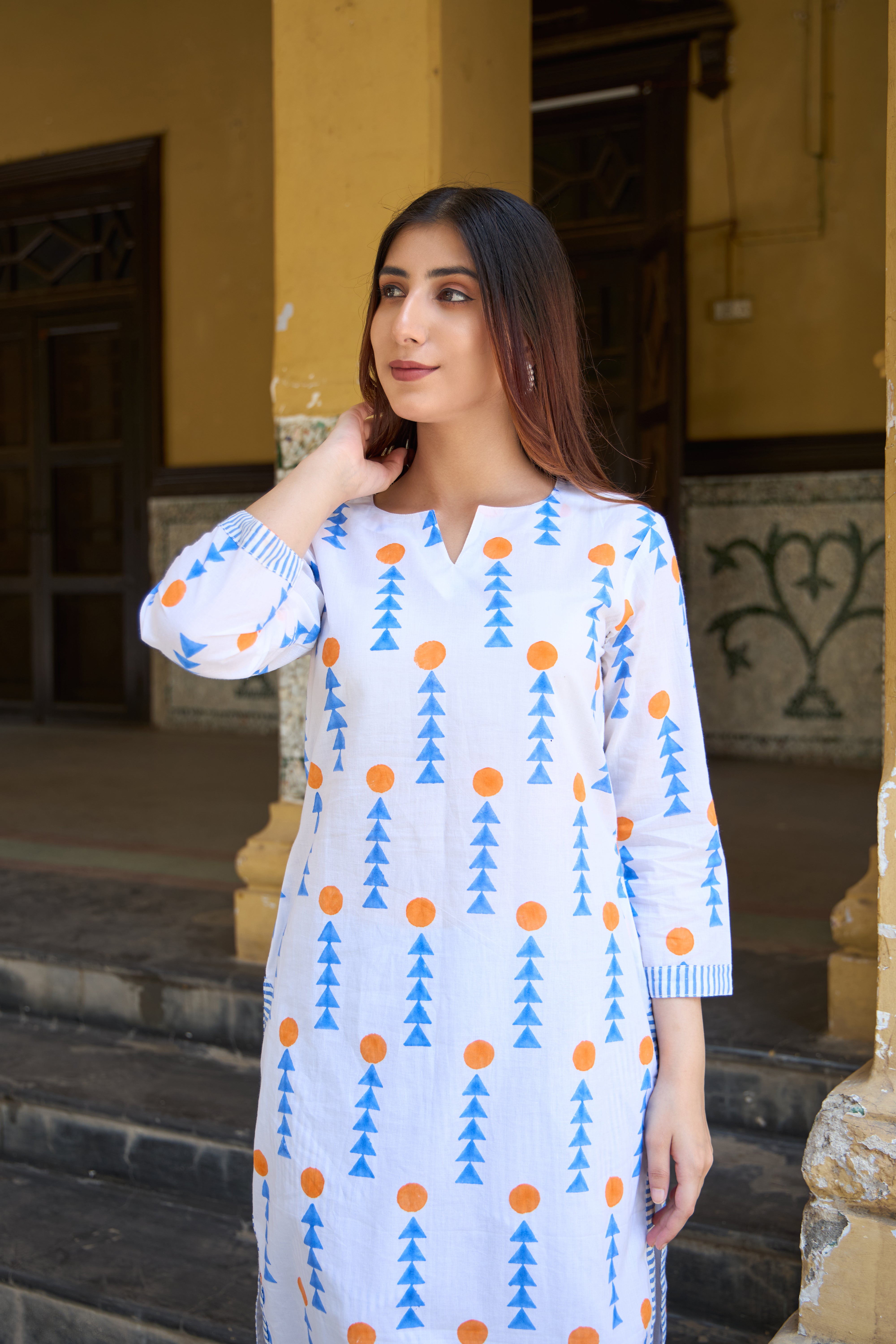 Saanjh Cypress Motif Kurta Set