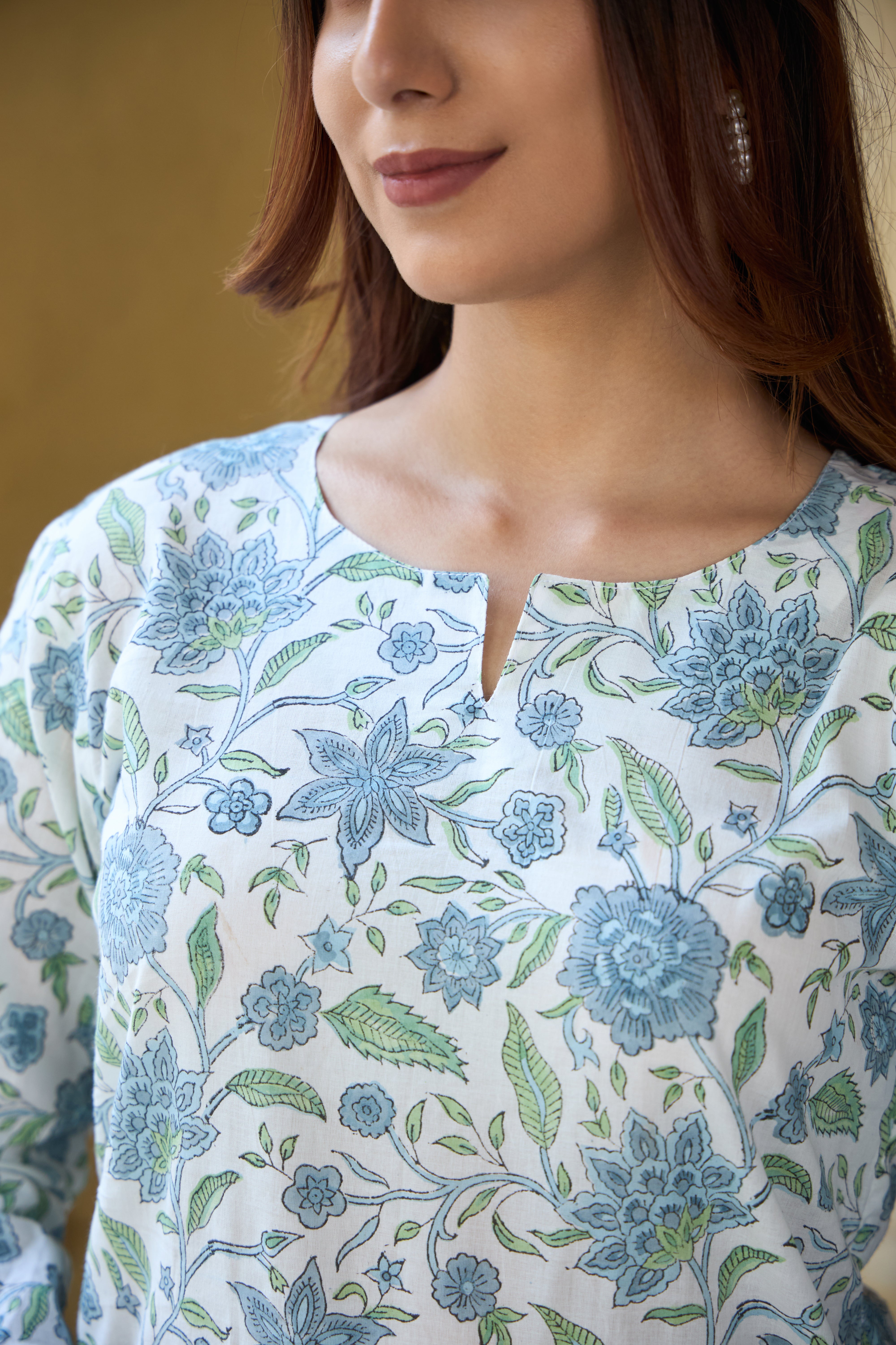 Saanjh Dusty Blue Floral Kurta