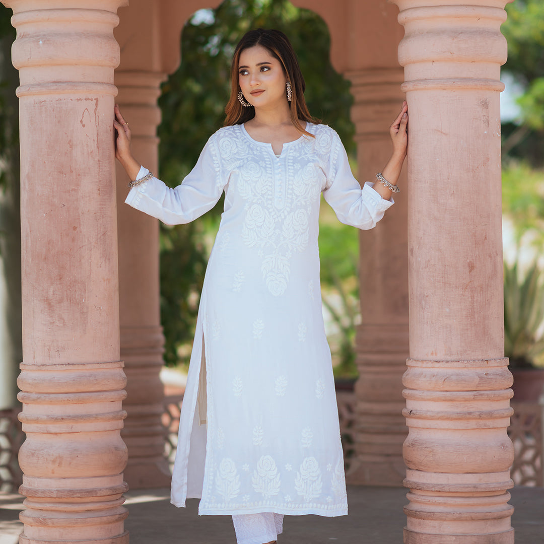 Aiyana Modal White Long Chikankari Kurti
