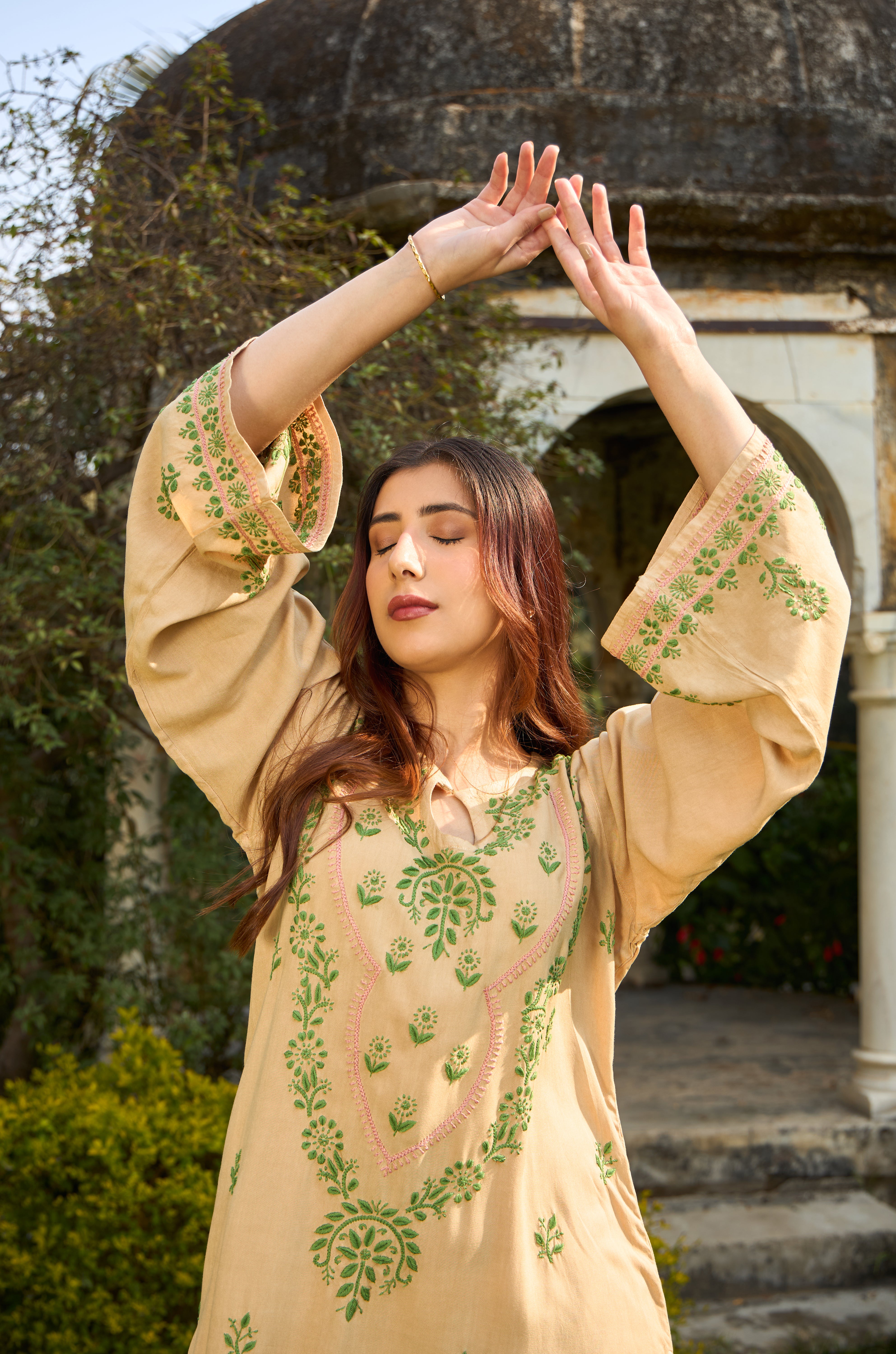 Nazm Rayon Beige & Olive Chikankari Kurta