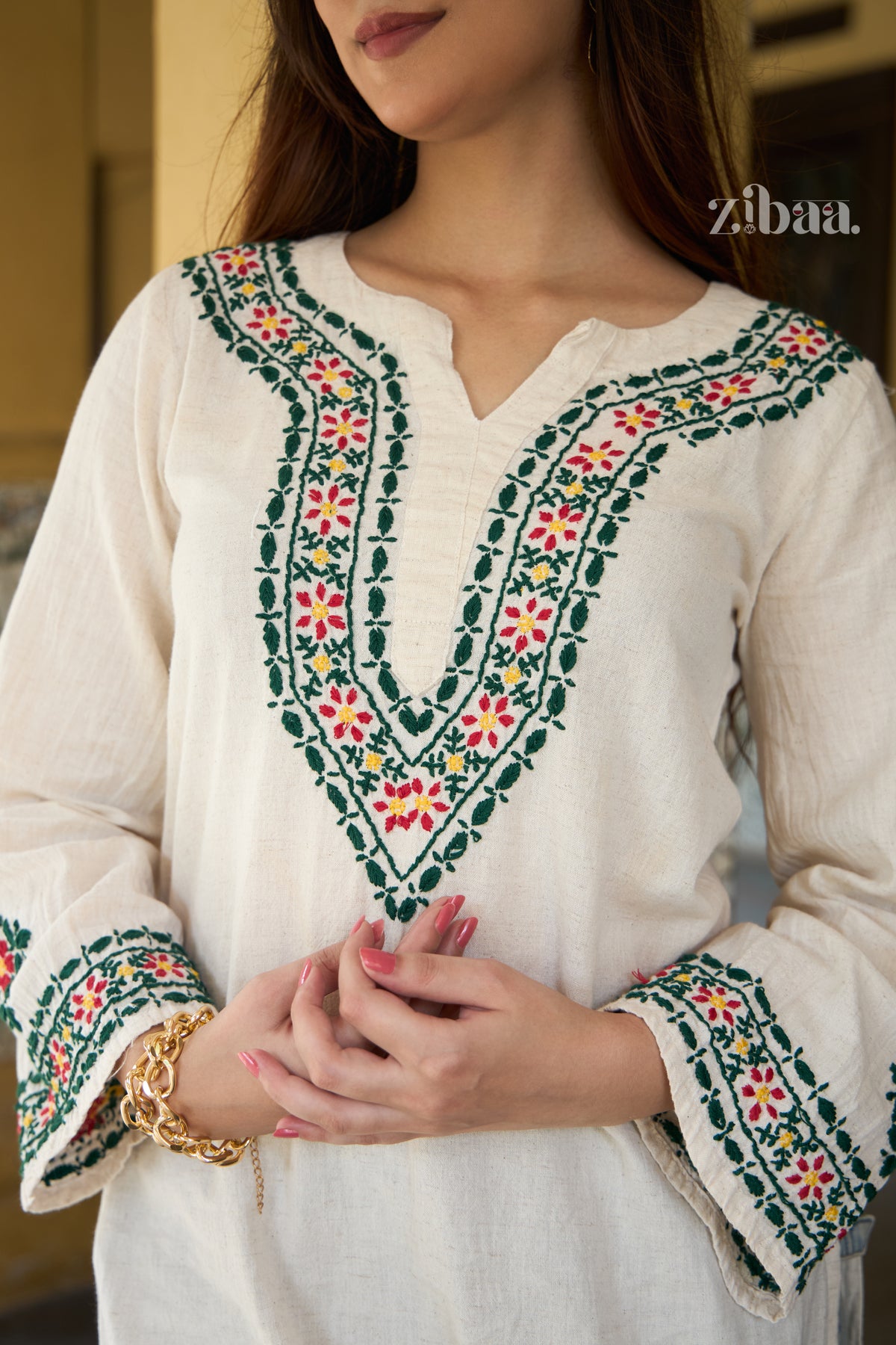 Utsav Linen Off-white Short Chikankari Kurta